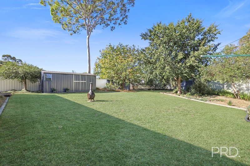 Photo - 19 Nowland Crescent, Tamworth NSW 2340 - Image 28