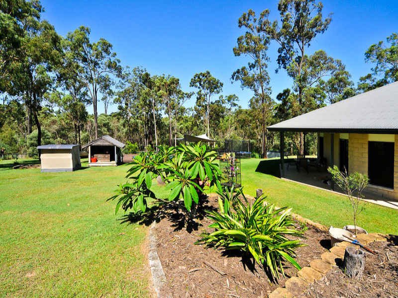 Photo - 19 Nyala Court, Greenbank QLD 4124 - Image 23