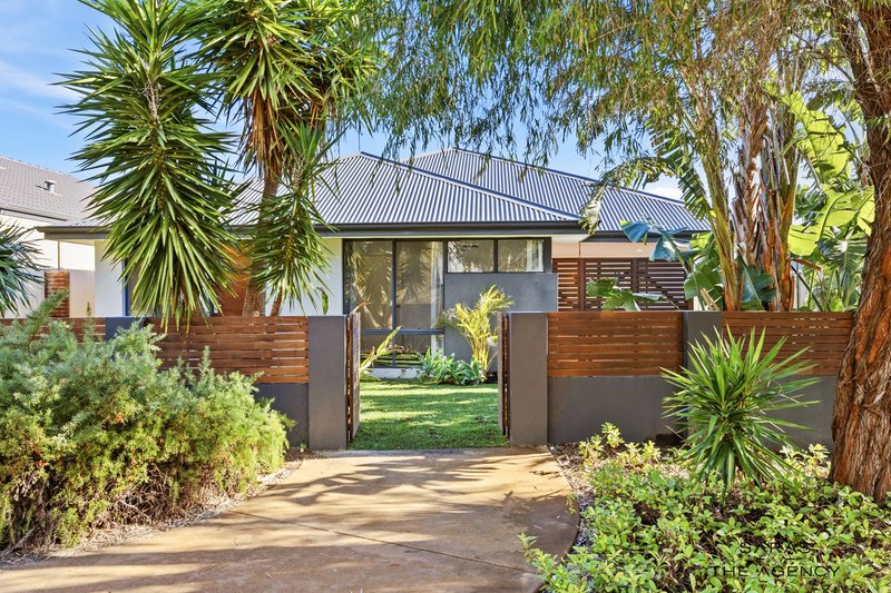 Photo - 19 Oakwell Street, Baldivis WA 6171 - Image 1