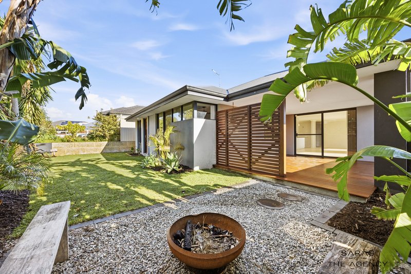 Photo - 19 Oakwell Street, Baldivis WA 6171 - Image 3