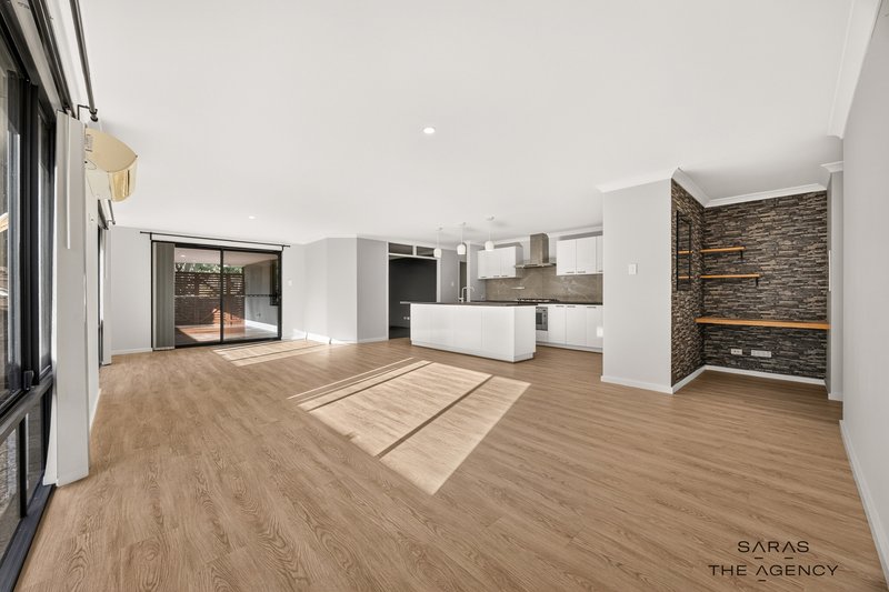 Photo - 19 Oakwell Street, Baldivis WA 6171 - Image 9