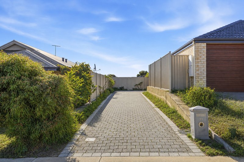 Photo - 19 Oakwell Street, Baldivis WA 6171 - Image 25