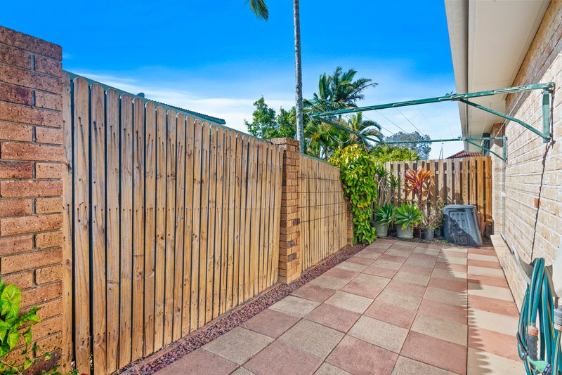 Photo - 1/9 Oasis Crescent, Elanora QLD 4221 - Image 8