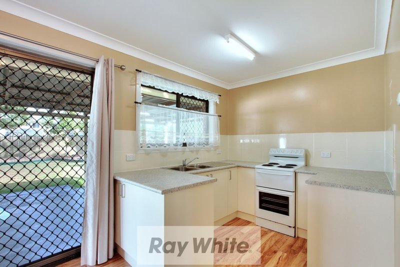 Photo - 19 Ochna Street, Crestmead QLD 4132 - Image 3