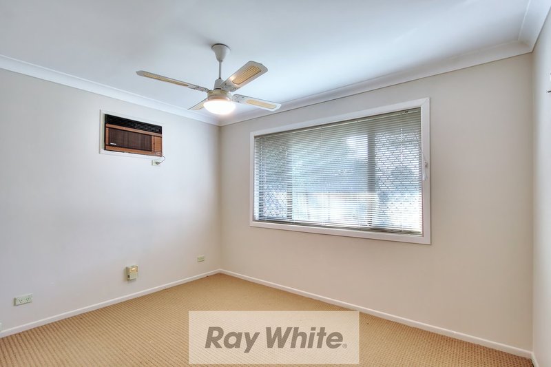 Photo - 19 Ochna Street, Crestmead QLD 4132 - Image 8