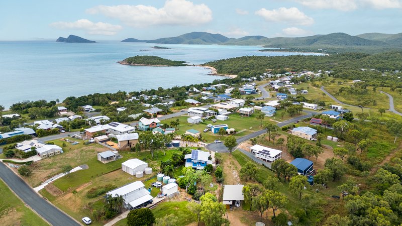 Photo - 19 Olden Court, Hideaway Bay QLD 4800 - Image 22