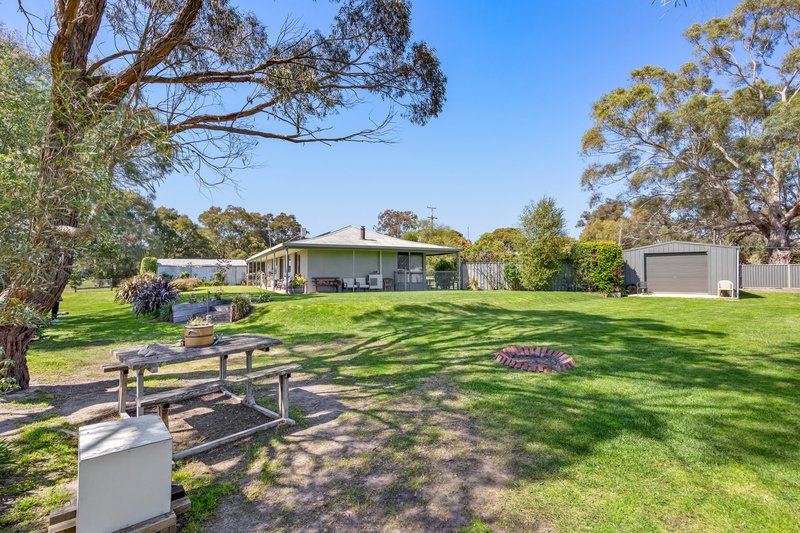 Photo - 19 O'Leary Court, Smythes Creek VIC 3351 - Image 14