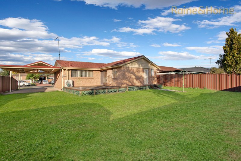 Photo - 19 Ontario Avenue, St Clair NSW 2759 - Image 5