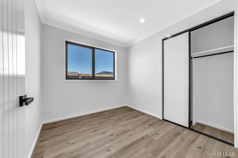 Photo - 19 Ontario Street, Clyde VIC 3978 - Image 8