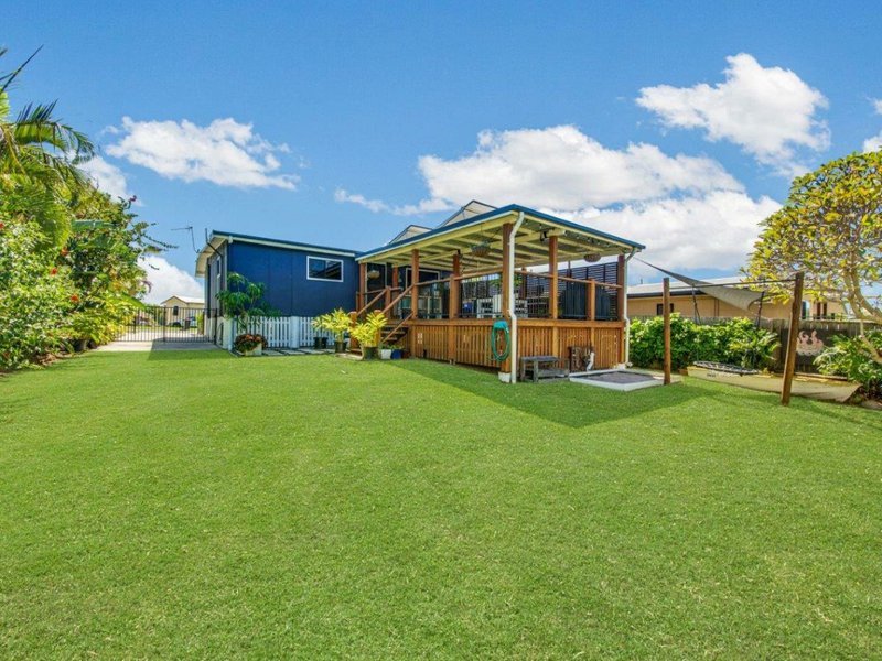 Photo - 19 Orana Avenue, Boyne Island QLD 4680 - Image 14