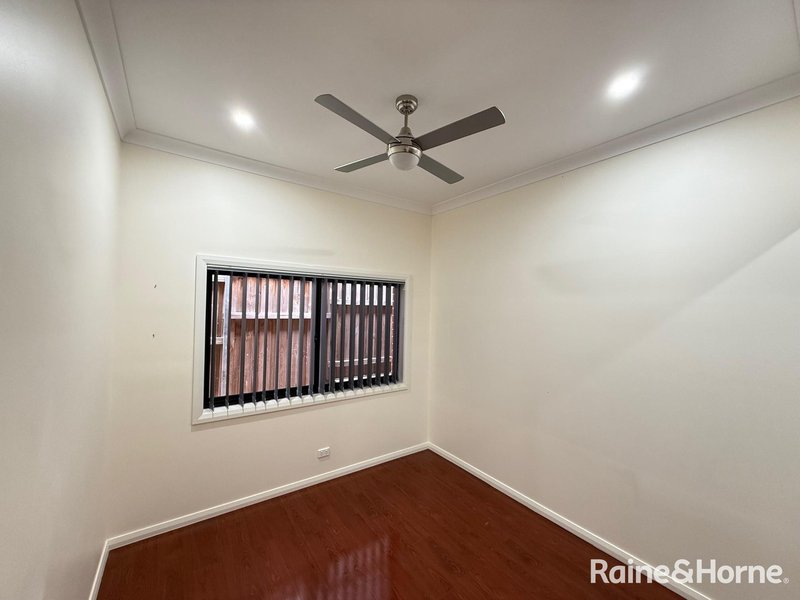 Photo - 19 Orion Street, Campbelltown NSW 2560 - Image 6