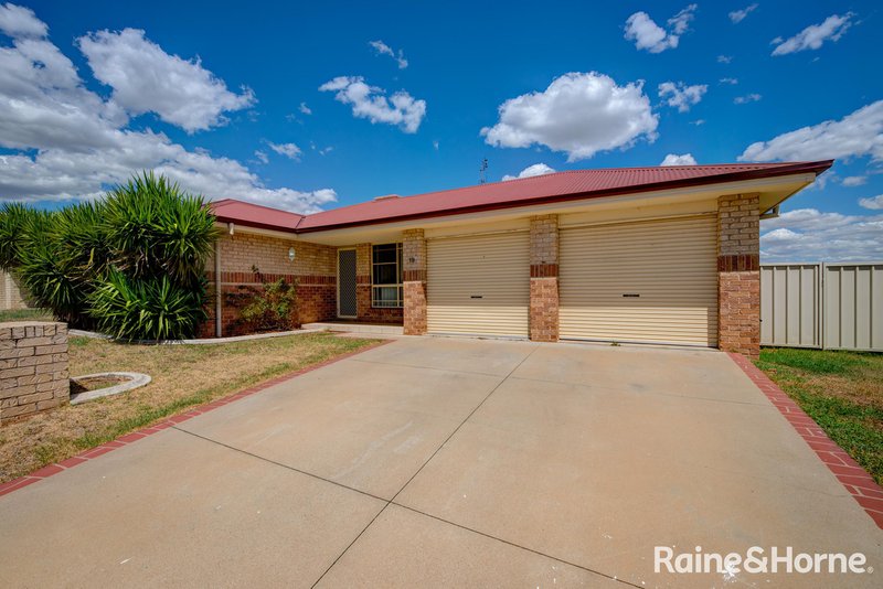 19 Orley Drive, Tamworth NSW 2340