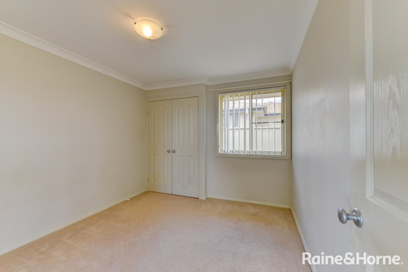 Photo - 19 Orley Drive, Tamworth NSW 2340 - Image 12