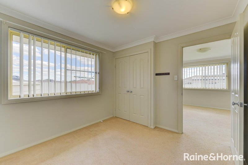 Photo - 19 Orley Drive, Tamworth NSW 2340 - Image 13