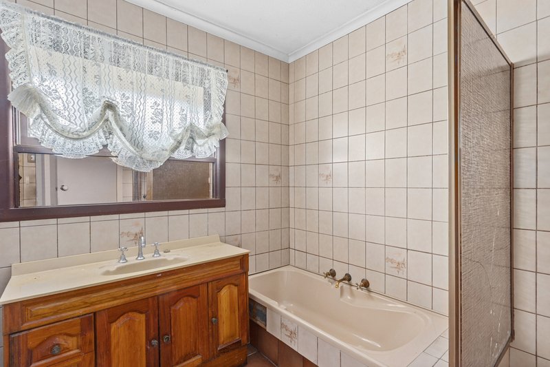 Photo - 19 Overport Road, Frankston South VIC 3199 - Image 4
