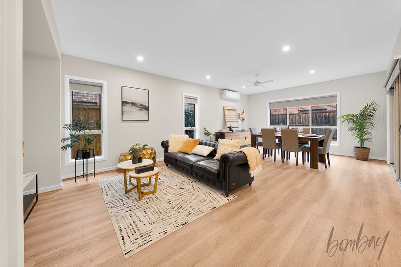 Photo - 19 Oxbow Street, Mickleham VIC 3064 - Image 9