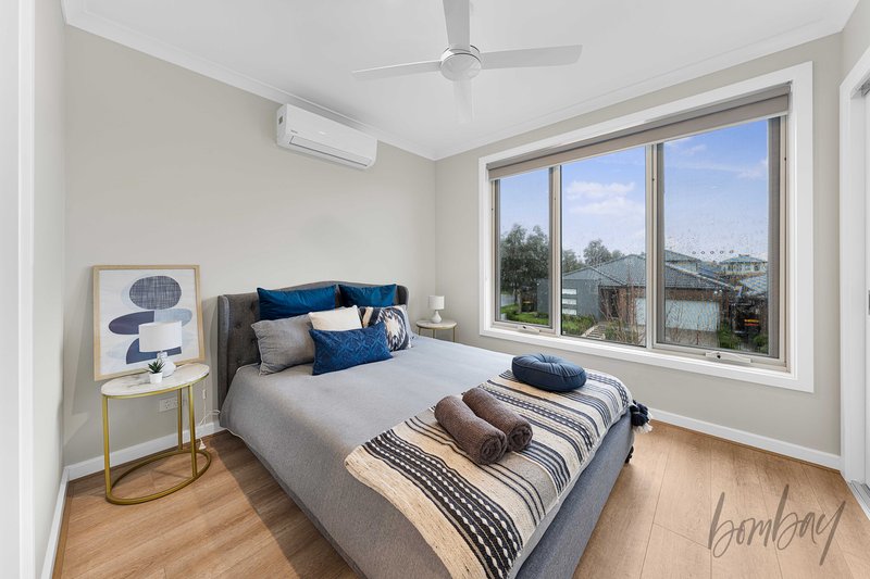 Photo - 19 Oxbow Street, Mickleham VIC 3064 - Image 17