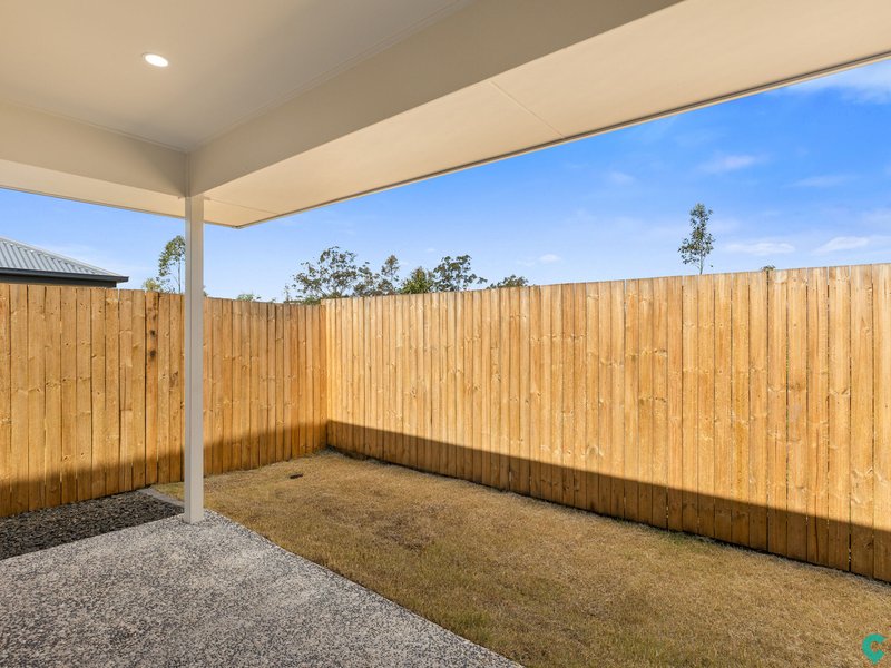 Photo - 19 Oxford Drive, Flagstone QLD 4280 - Image 13