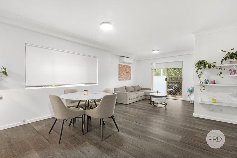 Photo - 1/9 Oxford Street, Mortdale NSW 2223 - Image 3