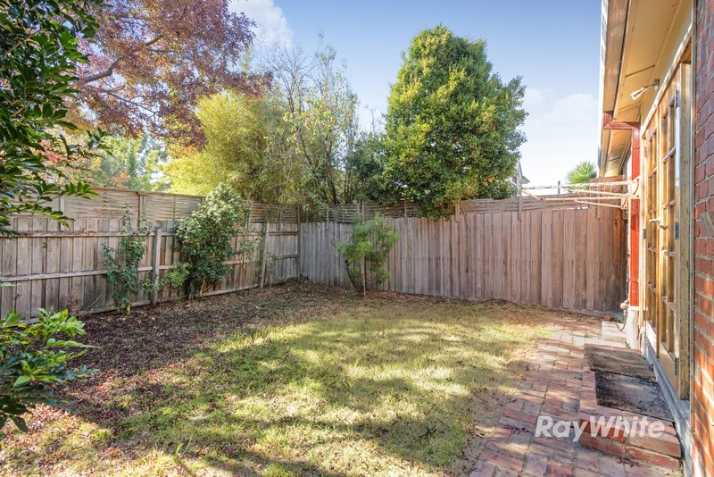 Photo - 19 Paget Street, Hughesdale VIC 3166 - Image 10