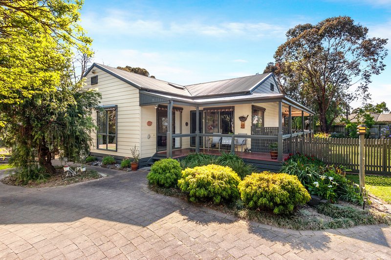 Photo - 19 Pakenham Road, Pakenham VIC 3810 - Image 3