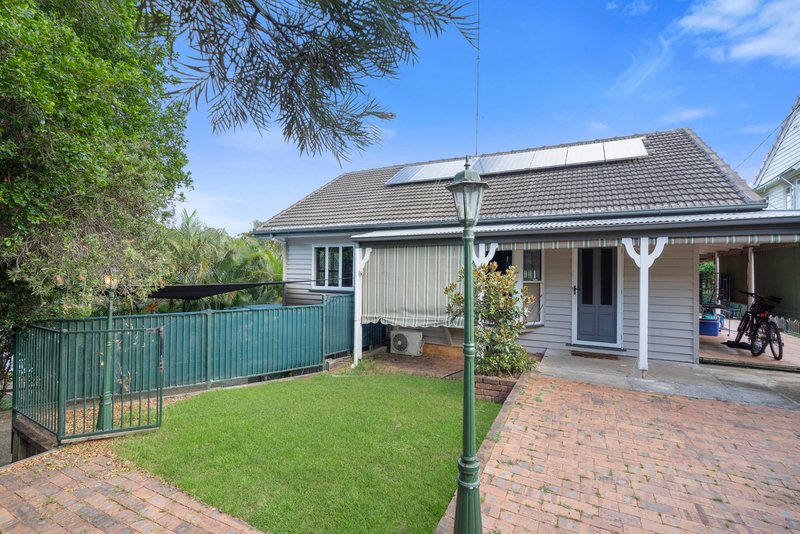 Photo - 19 Pallaranda Street, Tarragindi QLD 4121 - Image 1