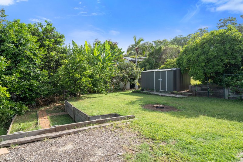 Photo - 19 Pallaranda Street, Tarragindi QLD 4121 - Image 5