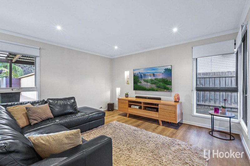 Photo - 19 Palmer Court, Hoppers Crossing VIC 3029 - Image 2