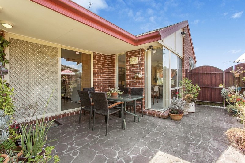 Photo - 19 Pandanus Court, Stanhope Gardens NSW 2768 - Image 7