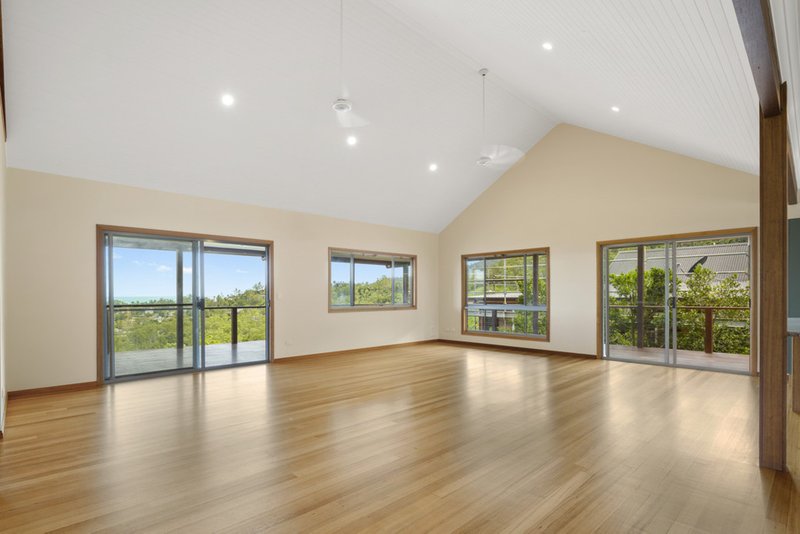 Photo - 19 Panoramic Court, Cannonvale QLD 4802 - Image 8