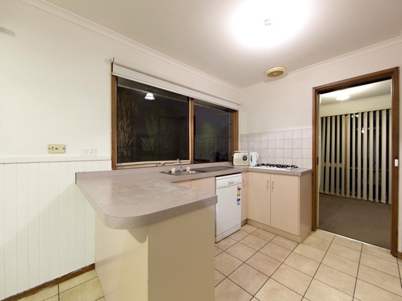 Photo - 19 Paras Drive, Carrum Downs VIC 3201 - Image 15