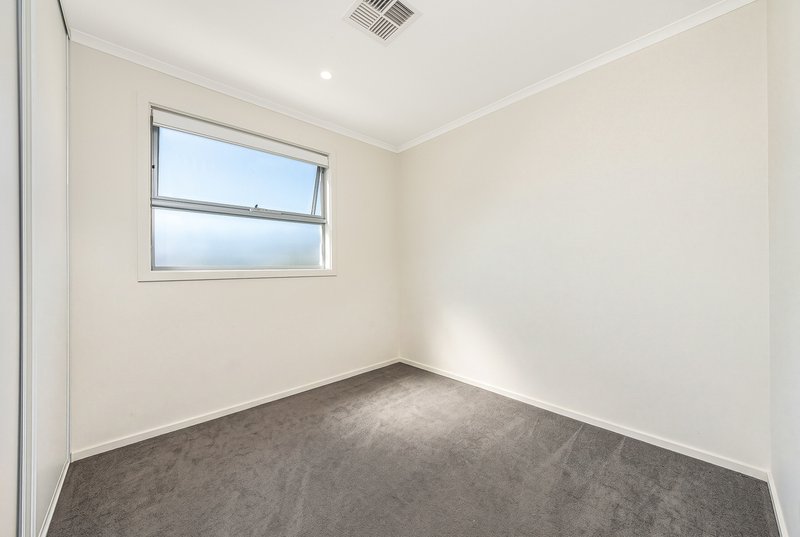 Photo - 19 Parkindula Drive, Mount Barker SA 5251 - Image 7