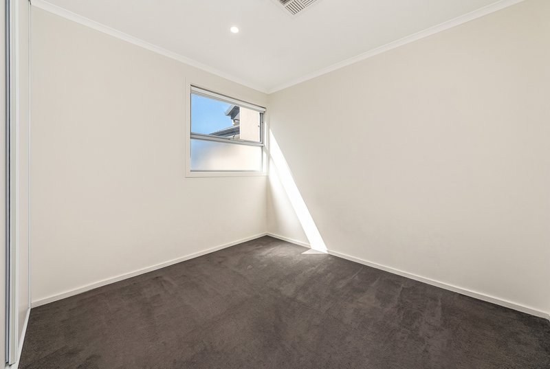 Photo - 19 Parkindula Drive, Mount Barker SA 5251 - Image 8