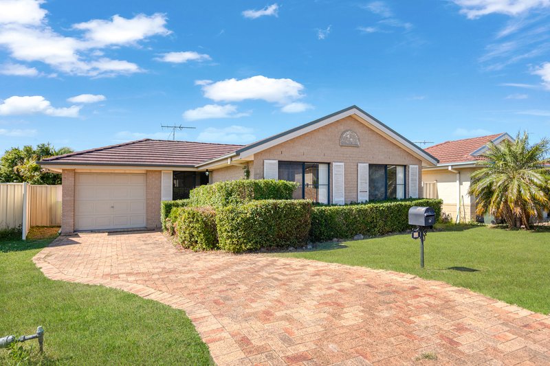 Photo - 19 Parkside Crescent, Thornton NSW 2322 - Image 1