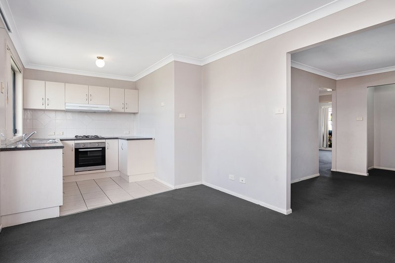 Photo - 19 Parkside Crescent, Thornton NSW 2322 - Image 4