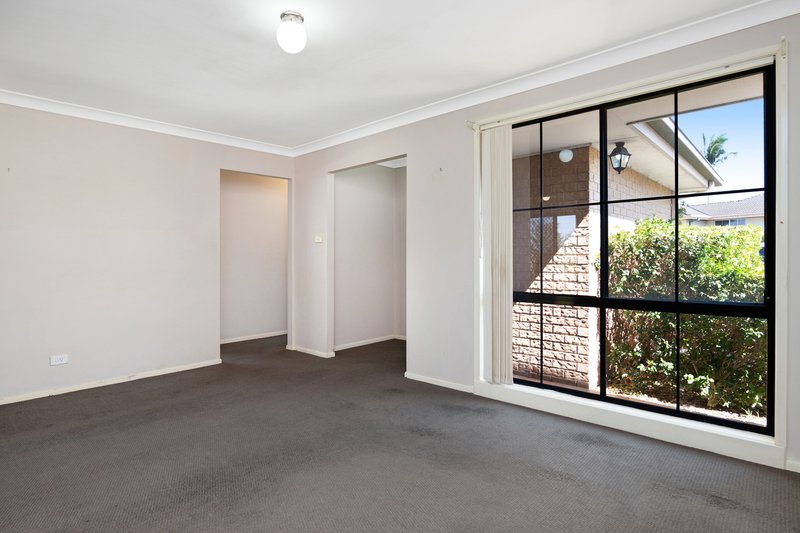 Photo - 19 Parkside Crescent, Thornton NSW 2322 - Image 6