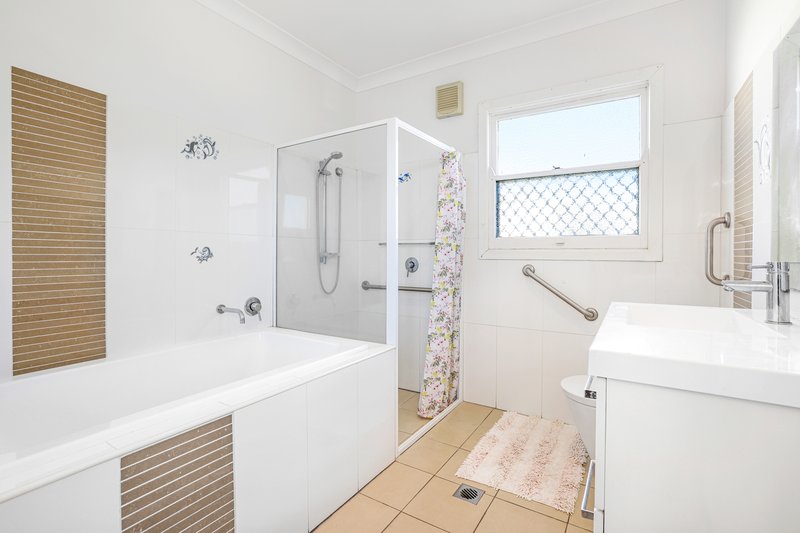 Photo - 19 Patterson Street, Tamworth NSW 2340 - Image 9