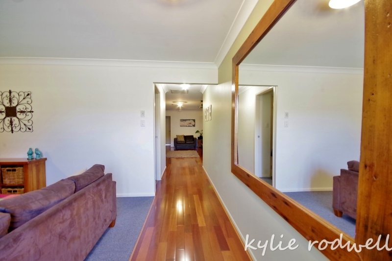 Photo - 19 Paxton Crt , Gleneagle QLD 4285 - Image 10