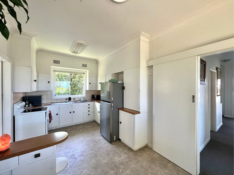 Photo - 19 Pearce Avenue, Belmont NSW 2280 - Image 5