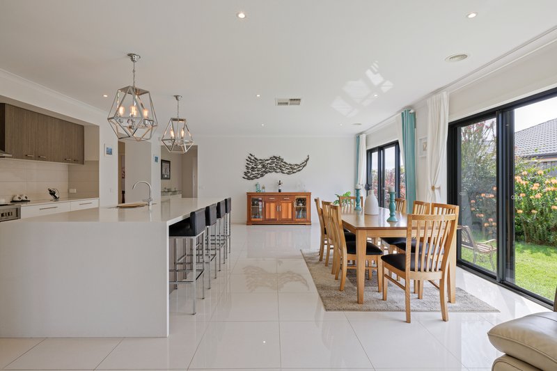 Photo - 19 Peninsula View, Cowes VIC 3922 - Image 9