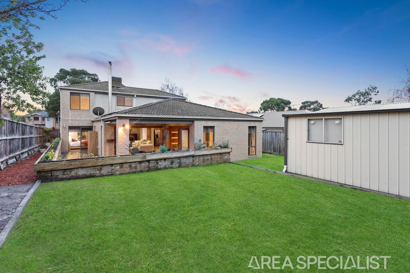 Photo - 19 Pepperbush Crescent, Langwarrin VIC 3910 - Image 22