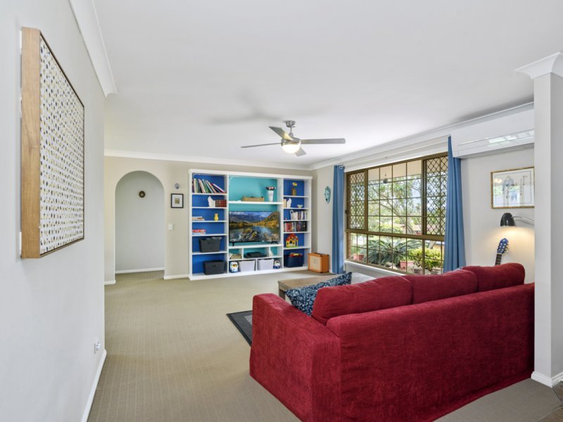 Photo - 19 Perth Square, Highland Park QLD 4211 - Image 6