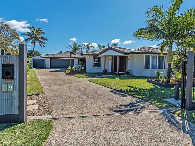 Photo - 19 Petrie Avenue, Marcoola QLD 4564 - Image 1