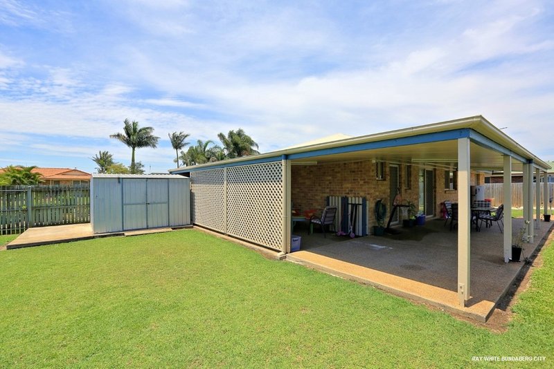 Photo - 19 Pettigrew Drive, Kalkie QLD 4670 - Image 2