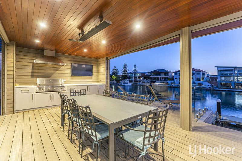 Photo - 19 Picaroon Place, Halls Head WA 6210 - Image 24