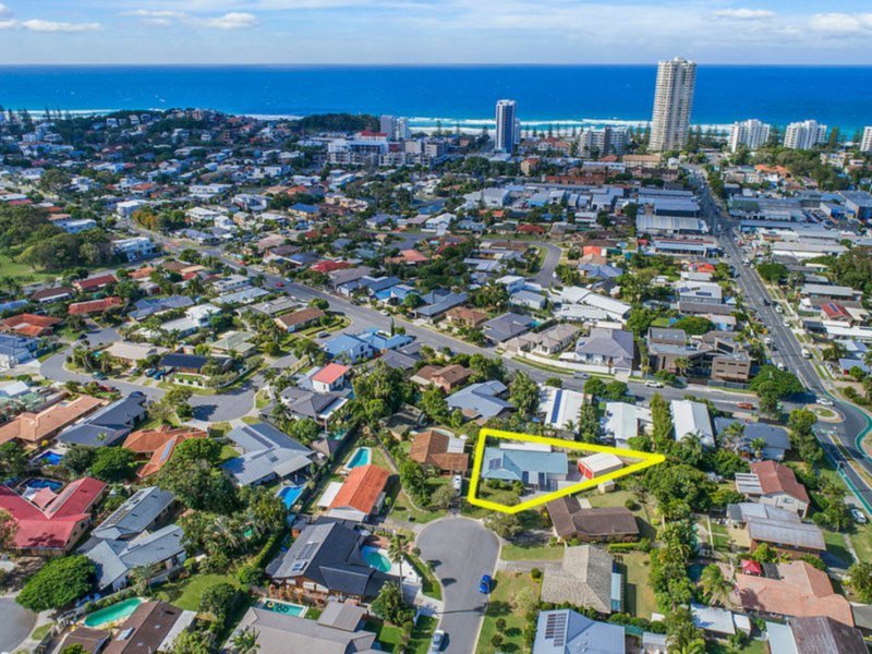 Photo - 19 Pitta Place, Burleigh Waters QLD 4220 - Image 21