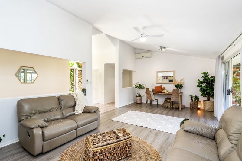 Photo - 19 Placid Place, Buderim QLD 4556 - Image 7