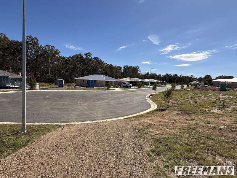 Photo - 19 Player Street, Nanango QLD 4615 - Image 6