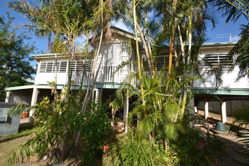 19 Poole St , Bowen QLD 4805