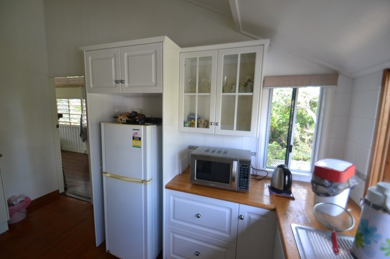 Photo - 19 Poole St , Bowen QLD 4805 - Image 12